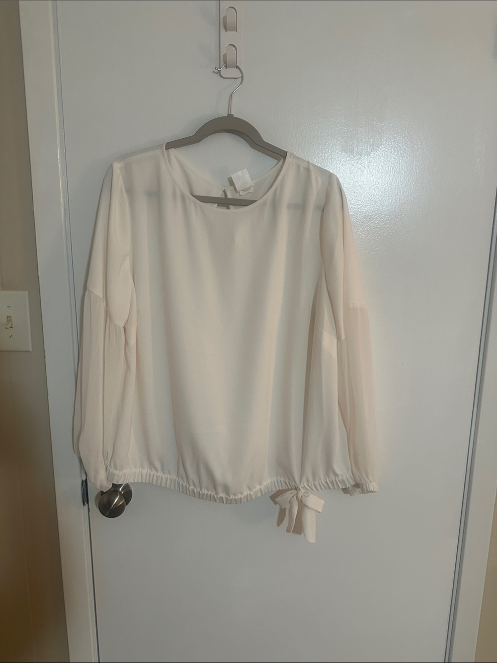 Women's Cream Long-Sleeve Blouse with Tie Hem